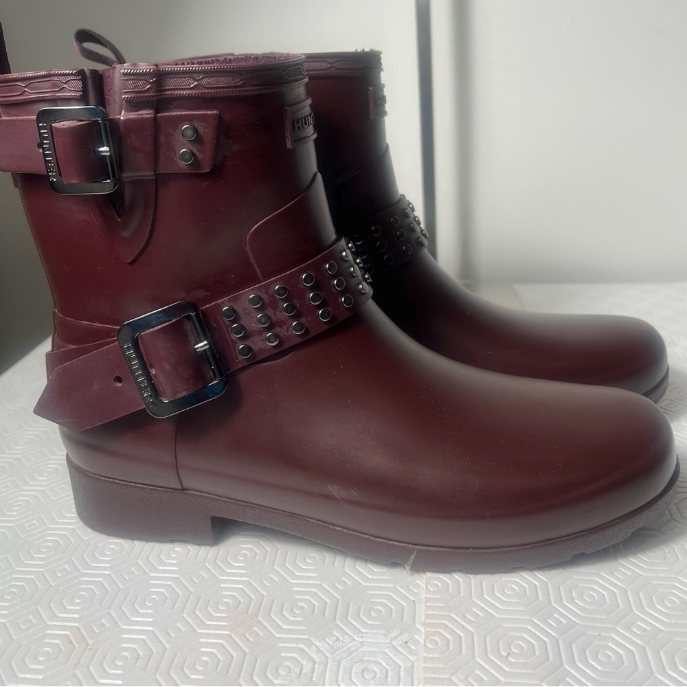 Hunter Refined Burgundy Studded Rain Boots